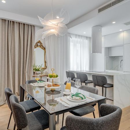 Top Location! Spacious Lux Apartment -5 Min From Beach & Centre Split Exteriör bild