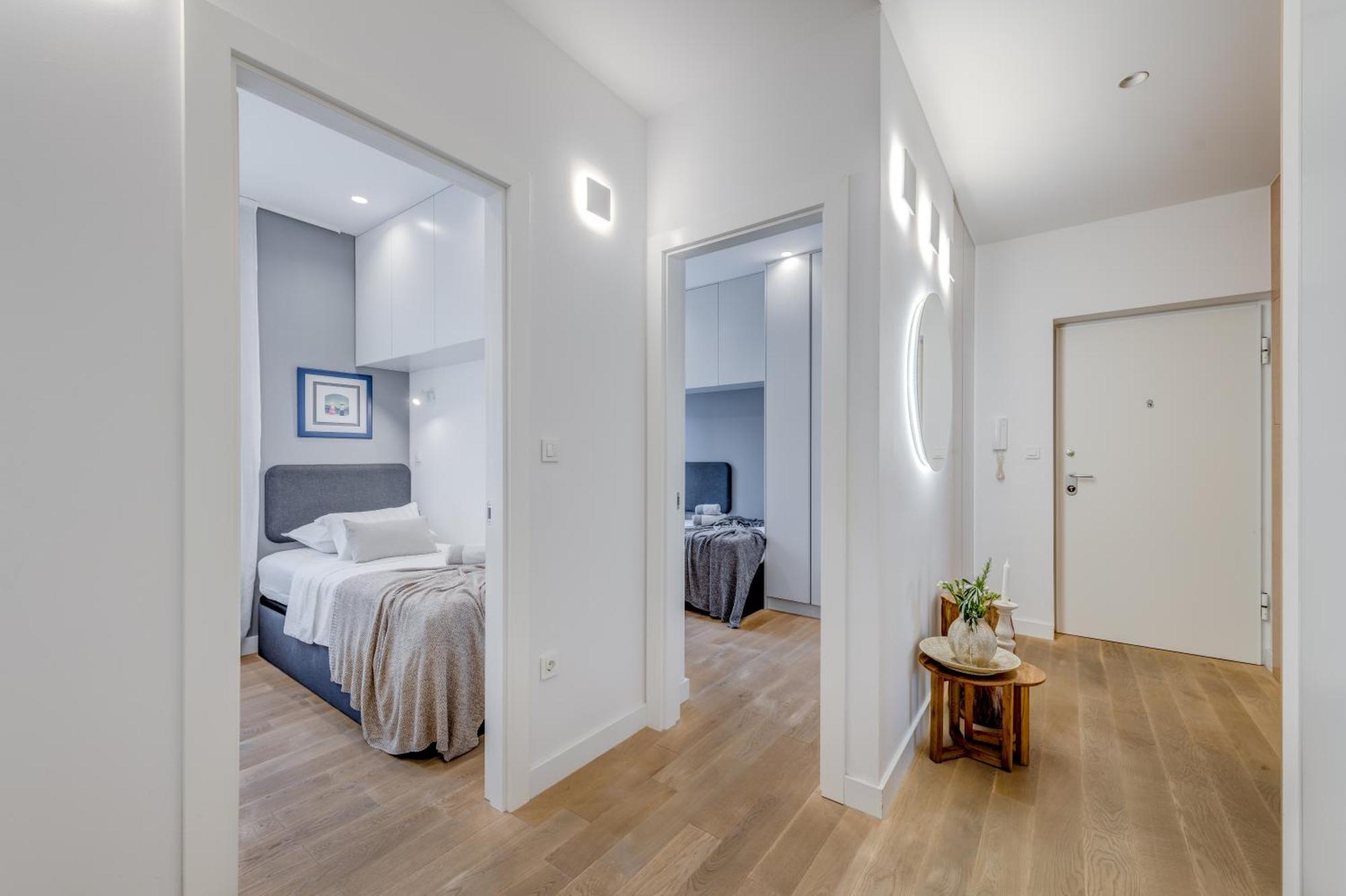 Top Location! Spacious Lux Apartment -5 Min From Beach & Centre Split Exteriör bild