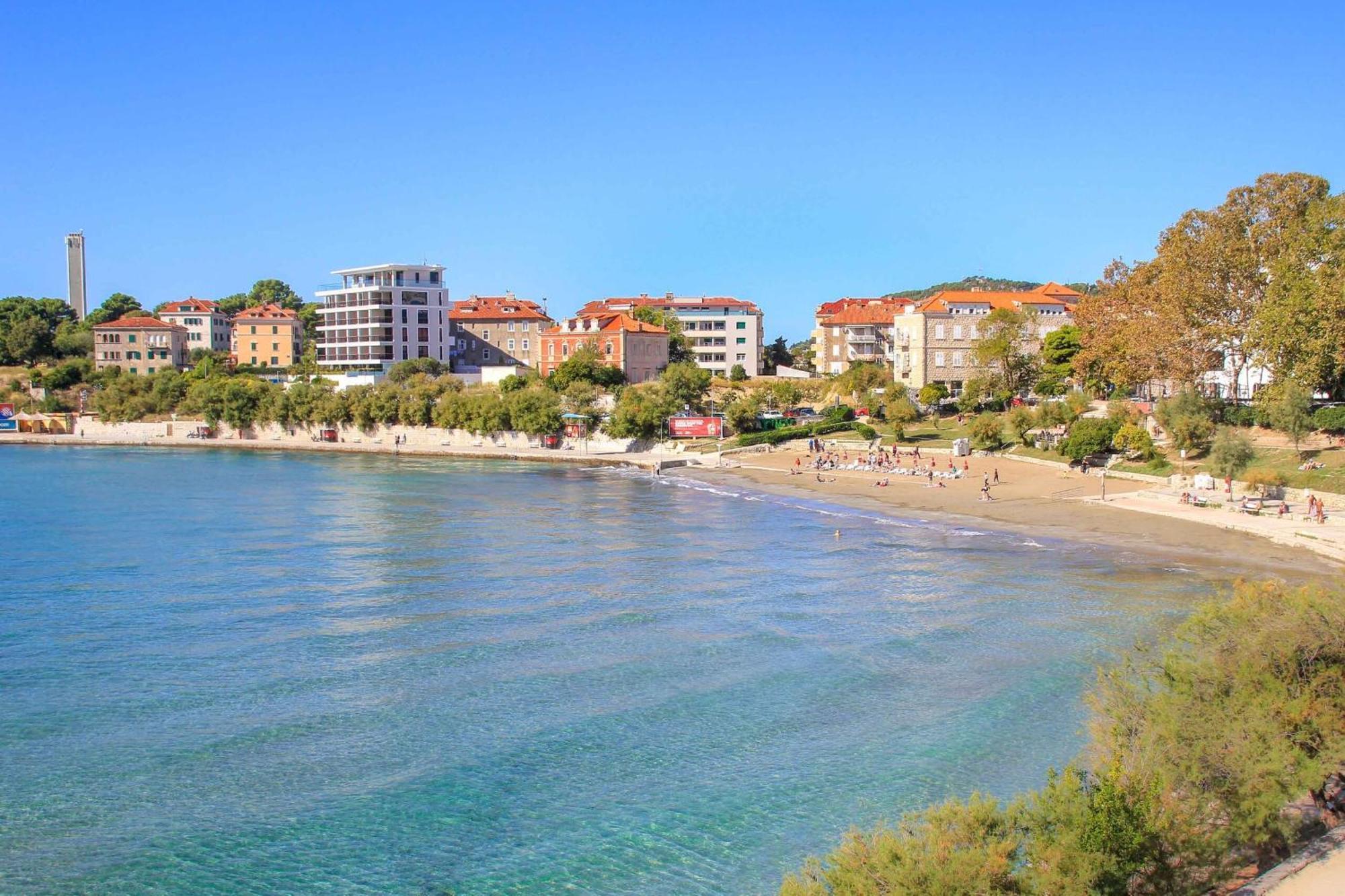 Top Location! Spacious Lux Apartment -5 Min From Beach & Centre Split Exteriör bild